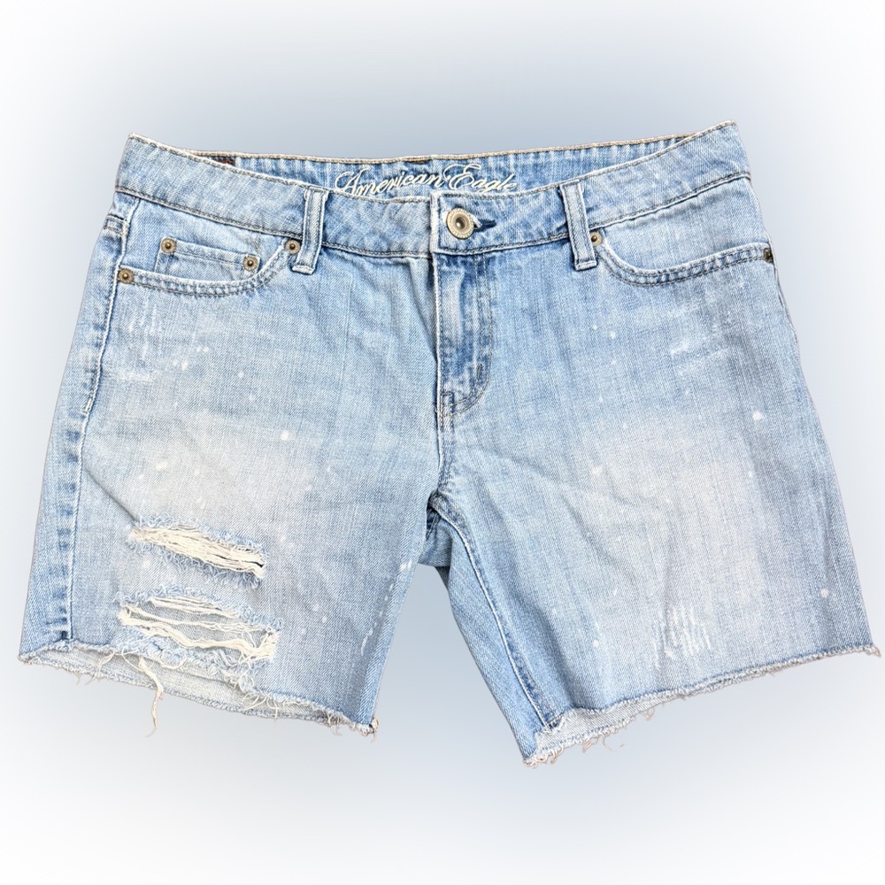American Eagle Light Blue Distressed Denim Shorts Size 4